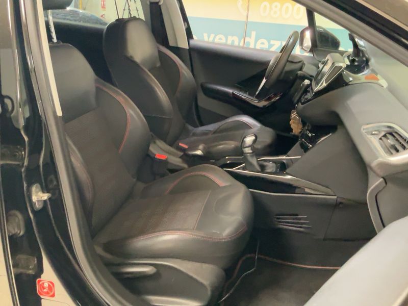 Peugeot 2008 1.2 PureTech GT Line 2016 – снимка 16
