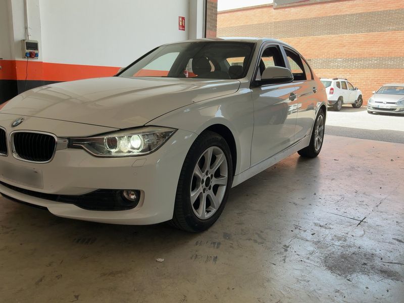 BMW 3er 318d 2014 – снимка 2