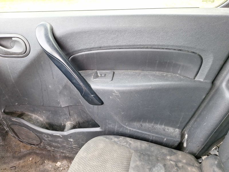 Renault Kangoo 1.5 dCi Rapid Extra 2018 – снимка 36