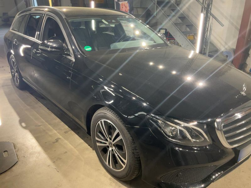 Mercedes-Benz E-Klasse E 220 d T 4Matic 2019 – снимка 12