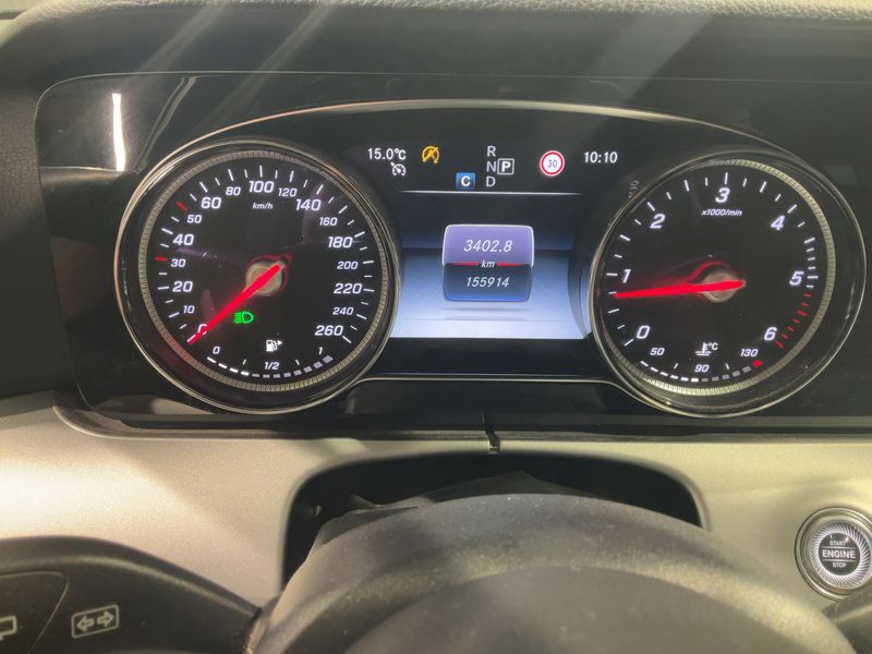 Mercedes-Benz E-Klasse E 220 d T 4Matic 2019 – снимка 19