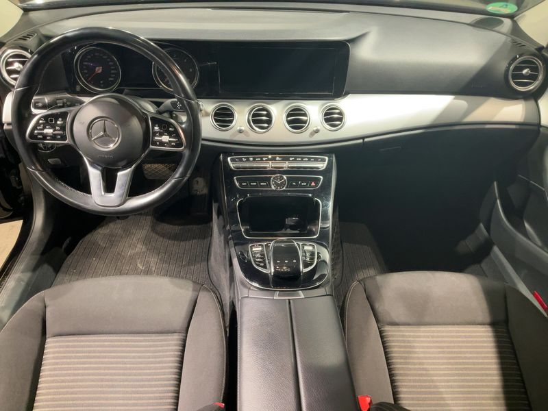 Mercedes-Benz E-Klasse E 220 d T 4Matic 2019 – снимка 18