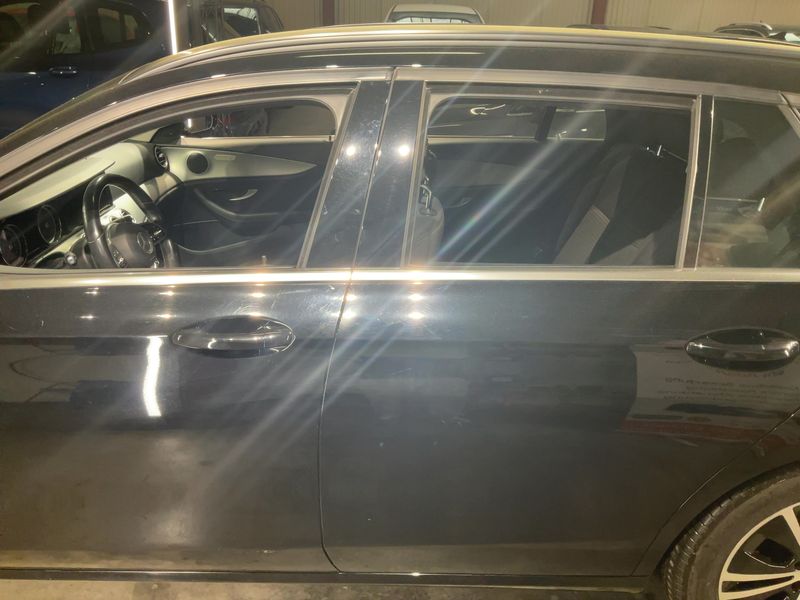 Mercedes-Benz E-Klasse E 220 d T 4Matic 2019 – снимка 4