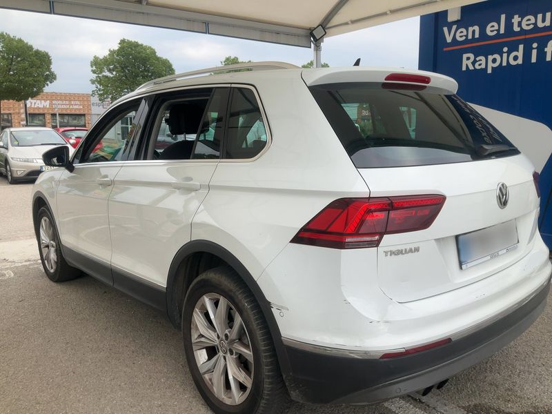 Volkswagen Tiguan 2.0 TSI Sport 4Motion BlueMotion Tech 2016 – снимка 6