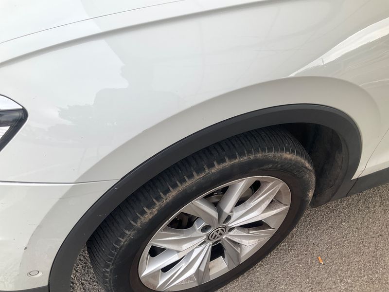 Volkswagen Tiguan 2.0 TSI Sport 4Motion BlueMotion Tech 2016 – снимка 26