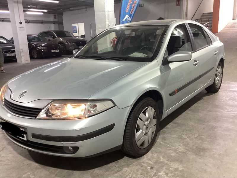 Renault Laguna 2.0 Authentique 2002 – снимка 1