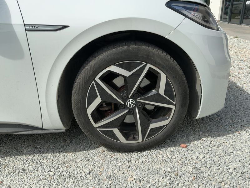 Volkswagen ID.3 electric drive 150 kW Max Pro Performance 2021 – снимка на щета