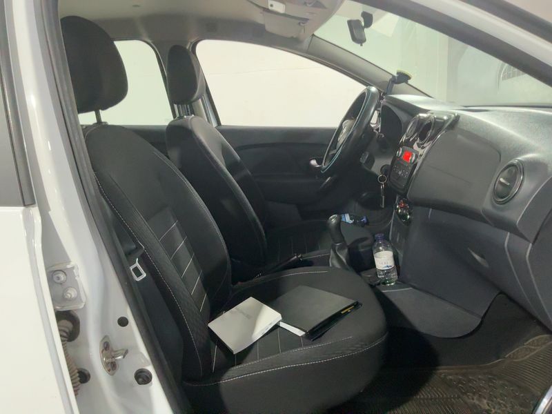 Dacia Sandero 1.0 TCe Comfort 2020 – снимка 16