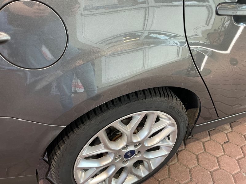 Ford Focus 1.5 EcoBoost Titanium 2015 – снимка 21