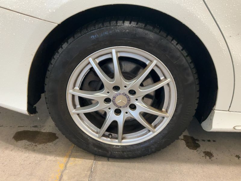 Mercedes-Benz CLA-Klasse CLA 180 AMG Line 2015 – снимка 9