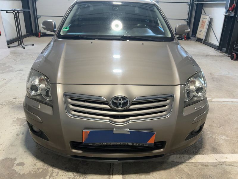Toyota Avensis 2.0 Executive 2006 – снимка 14