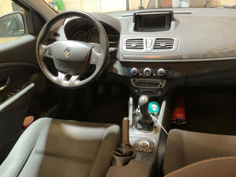 Renault Megane 1.5 dCi Expression 2013 – снимка 17