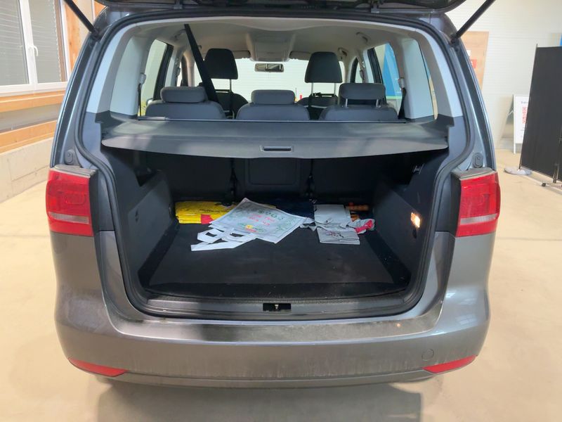 Volkswagen Touran 1.2 TSI Comfortline BlueMotion Tech 2012 – снимка 15