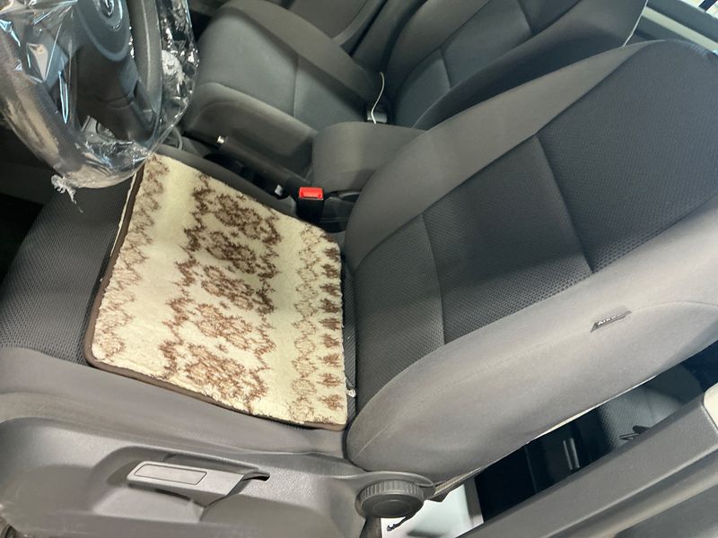 Volkswagen Touran 1.2 TSI Comfortline BlueMotion Tech 2012 – снимка 39