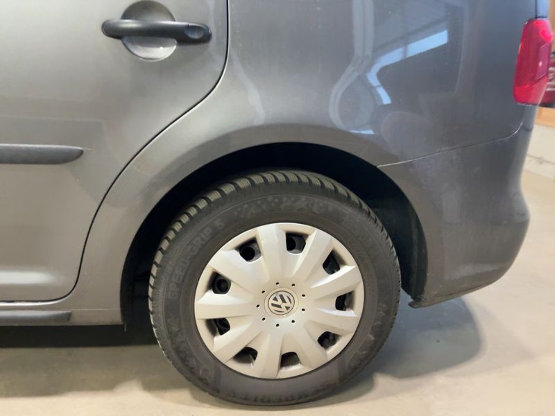 Volkswagen Touran 1.2 TSI Comfortline BlueMotion Tech 2012 – снимка 5