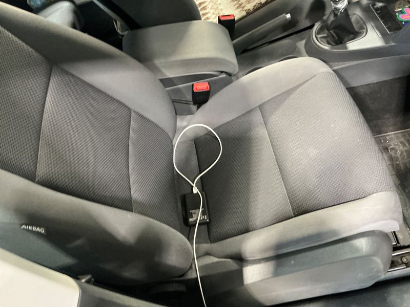 Volkswagen Touran 1.2 TSI Comfortline BlueMotion Tech 2012 – снимка 34