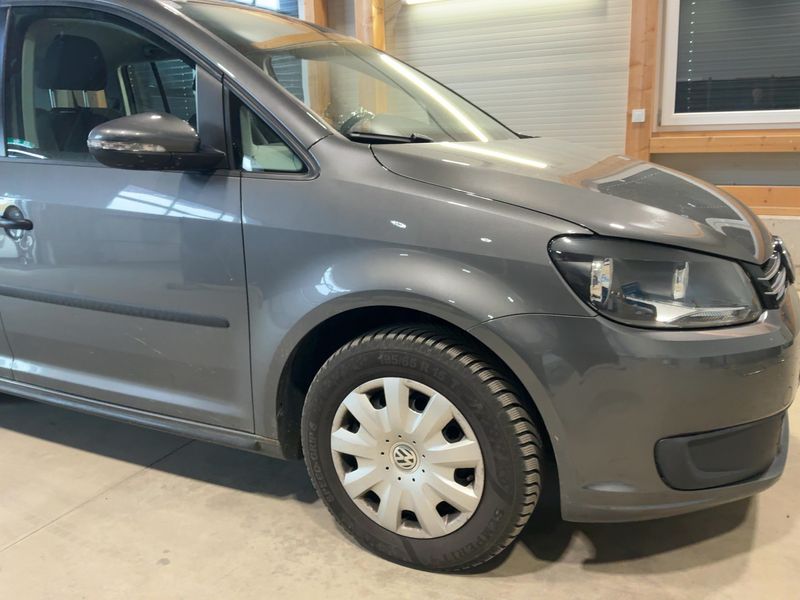 Volkswagen Touran 1.2 TSI Comfortline BlueMotion Tech 2012 – снимка 12