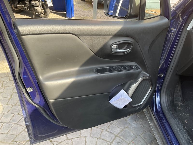Jeep Renegade 1.3 TGDi Limited 4x4 2019 – снимка 25
