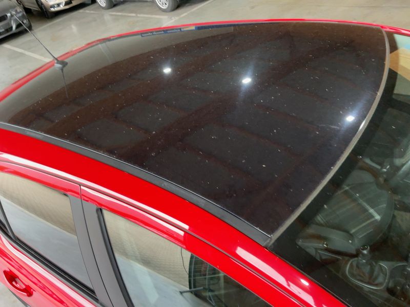Opel Corsa 1.4 Color Edition 2015 – снимка 13