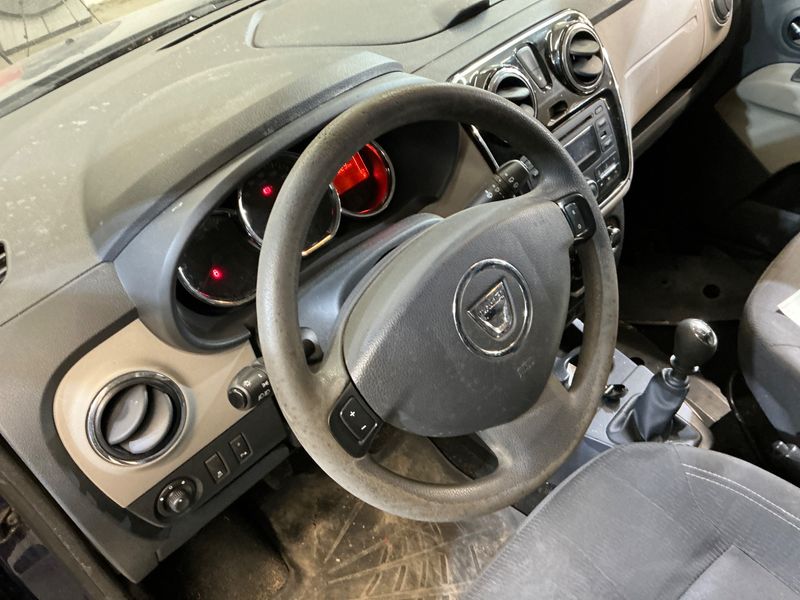Dacia Lodgy 1.5 dCi Diesel Laureate 2016 – снимка 28