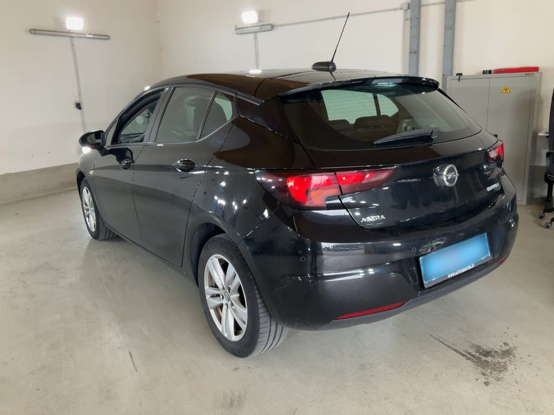Opel Astra 1.6 CDTI DPF Edition Start/Stop 2017 – снимка 6