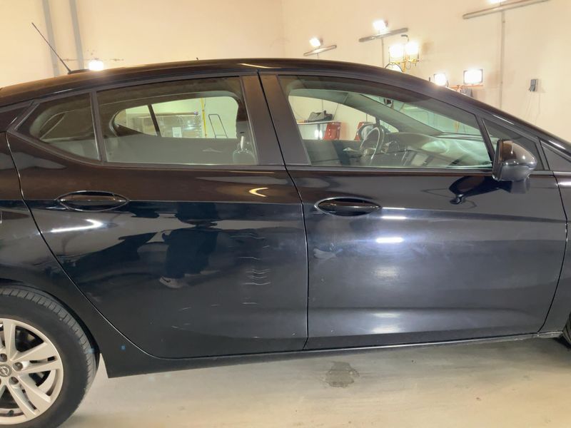 Opel Astra 1.6 CDTI DPF Edition Start/Stop 2017 – снимка 10
