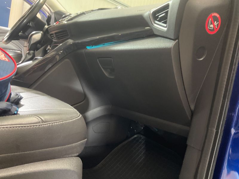 Ford Kuga 2.0 TDCi Titanium 2014 – снимка 21