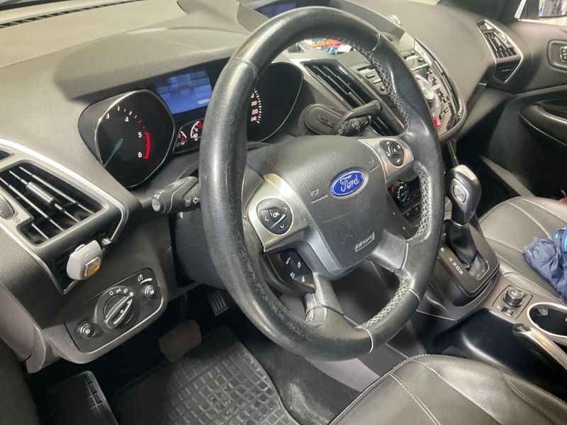 Ford Kuga 2.0 TDCi Titanium 2014 – снимка 23