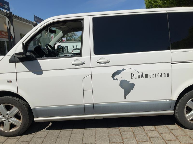 Volkswagen T5 Multivan 2.0 TDI PanAmericana 4Motion 2013 – снимка на щета