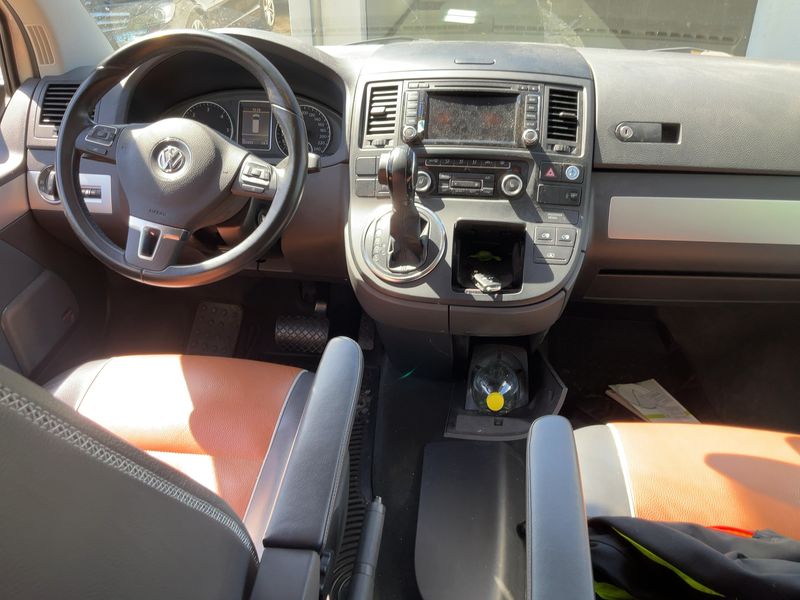 Volkswagen T5 Multivan 2.0 TDI PanAmericana 4Motion 2013 – снимка 12