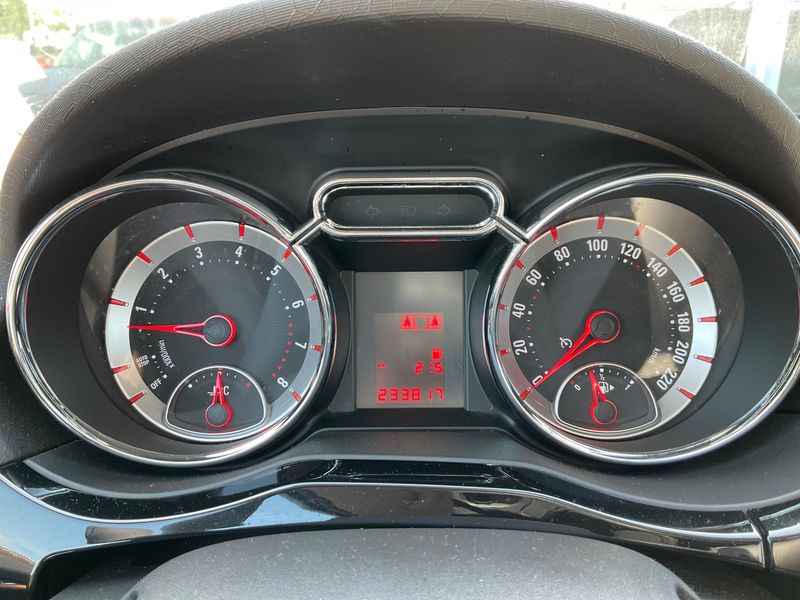 Opel Adam 1.4 Glam ecoFlex 2015 – снимка 4