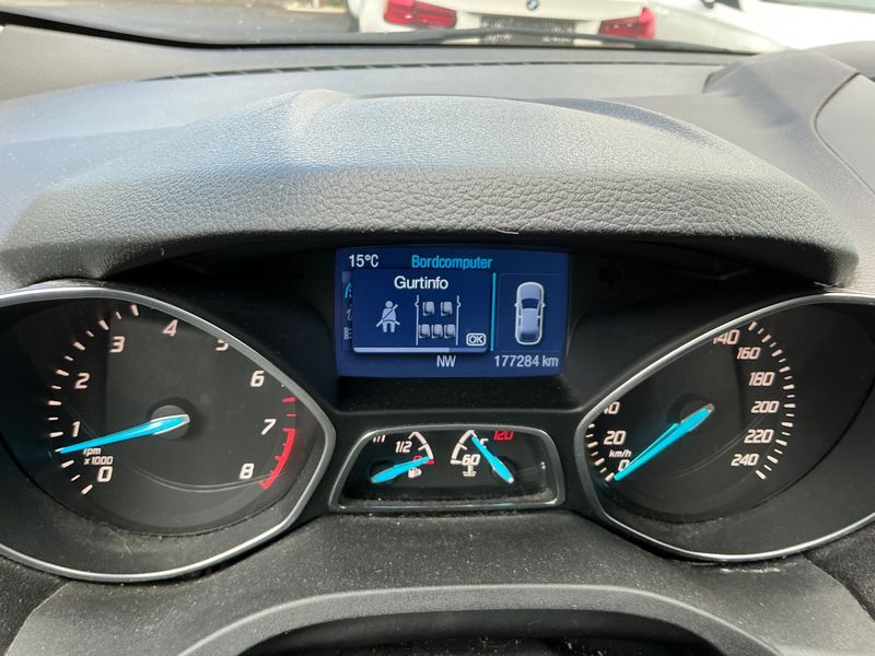 Ford Kuga 1.6 EcoBoost Titanium 2013 – снимка 18