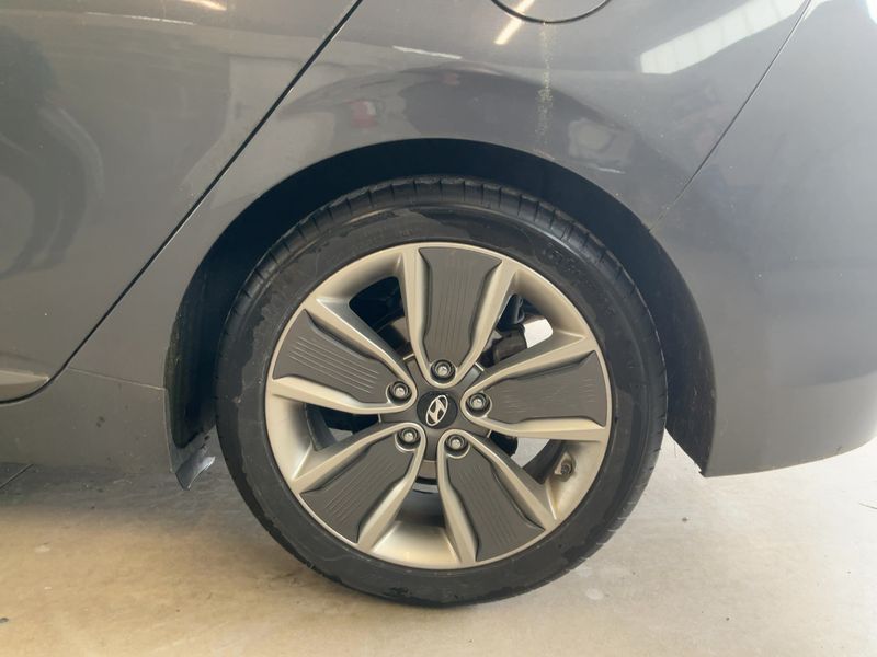 Hyundai IONIQ 1.6 Hybrid Creative 2018 – снимка 5