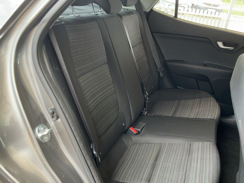 Kia Stonic 1.0 TGDI Mild-Hybrid Concept 2024 – снимка 19