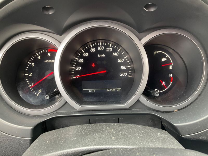 Suzuki Grand Vitara 1.9 DDiS Comfort 2011 – снимка 4