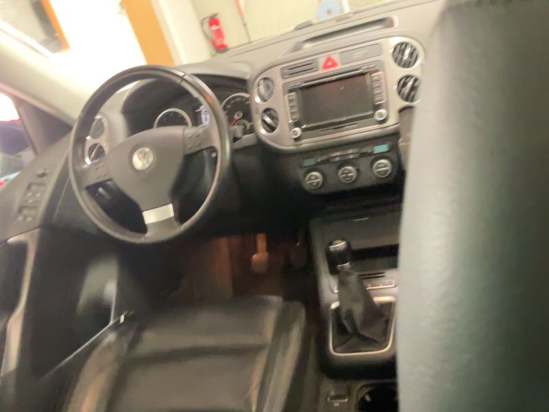 Volkswagen Tiguan 2.0 TSI Track & Field 4Motion 2009 – снимка 17