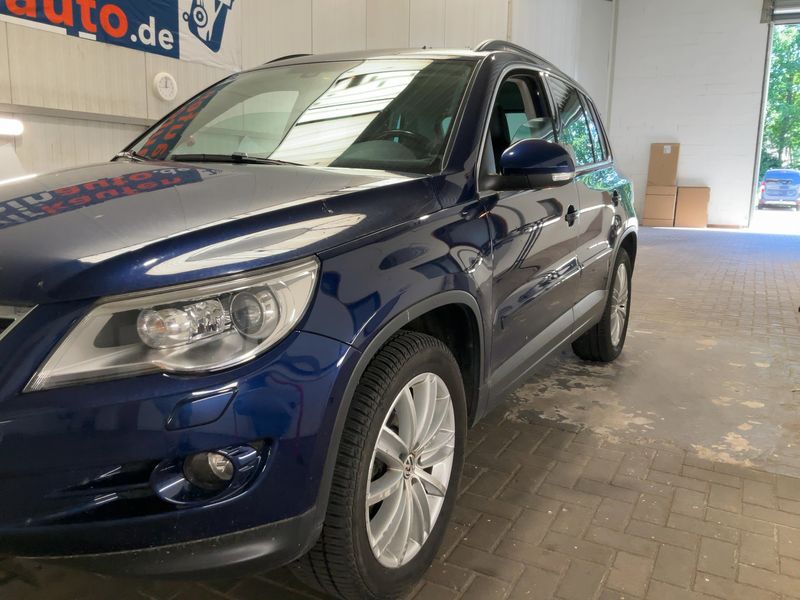Volkswagen Tiguan 2.0 TSI Track & Field 4Motion 2009 – снимка 2