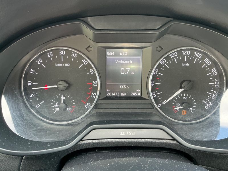 Skoda Octavia 1.6 TDI Style 4x4 2016 – снимка 13