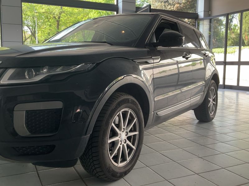 Land Rover Evoque 2.0 Td4 Pure 2016 – снимка 2