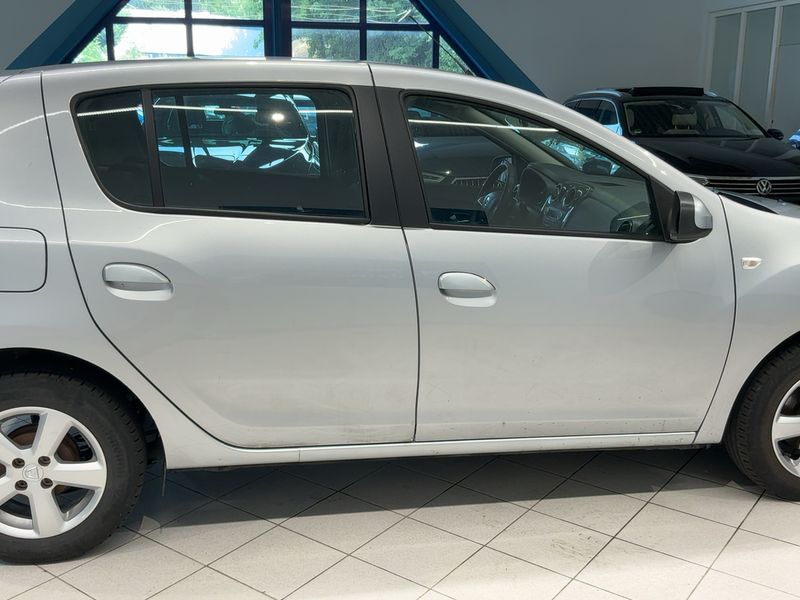 Dacia Sandero 1.0 SCe Comfort 2020 – снимка 10