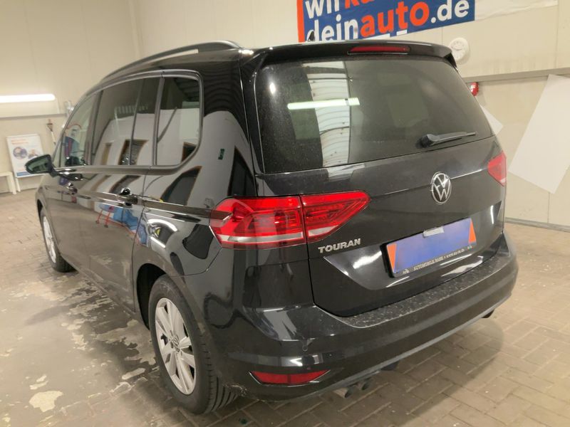 Volkswagen Touran 2.0 TDI Comfortline BlueMotion Tech 2021 – снимка 6