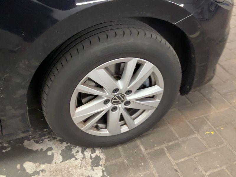 Volkswagen Touran 2.0 TDI Comfortline BlueMotion Tech 2021 – снимка 11