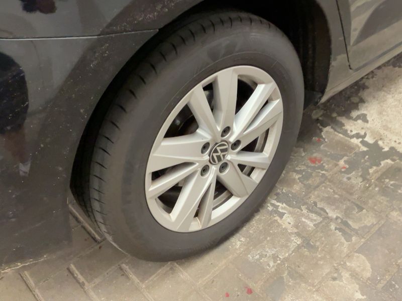Volkswagen Touran 2.0 TDI Comfortline BlueMotion Tech 2021 – снимка 9