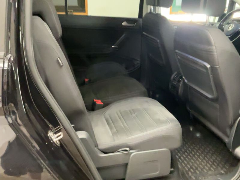 Volkswagen Touran 2.0 TDI Comfortline BlueMotion Tech 2021 – снимка 20