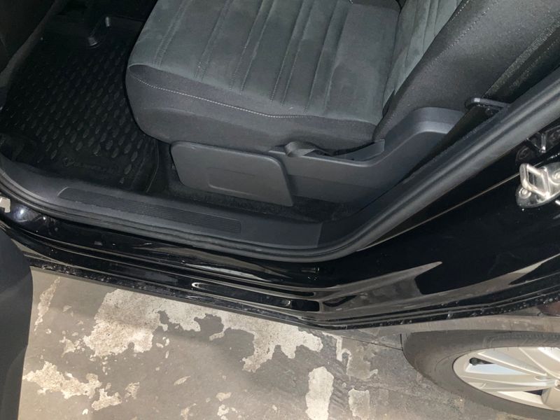 Volkswagen Touran 2.0 TDI Comfortline BlueMotion Tech 2021 – снимка 33