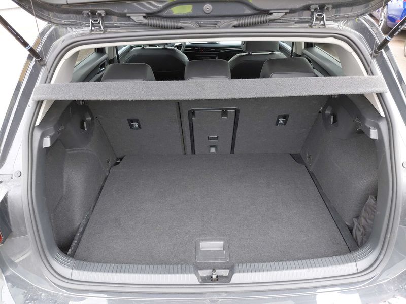 Volkswagen Golf VIII 1.5 TSI Goal 2025 – снимка 9