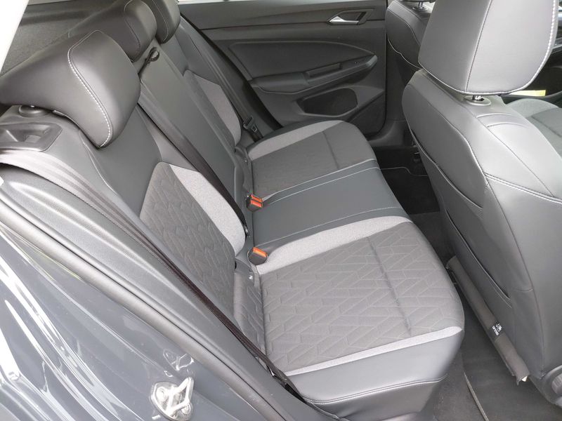 Volkswagen Golf VIII 1.5 TSI Goal 2025 – снимка 14