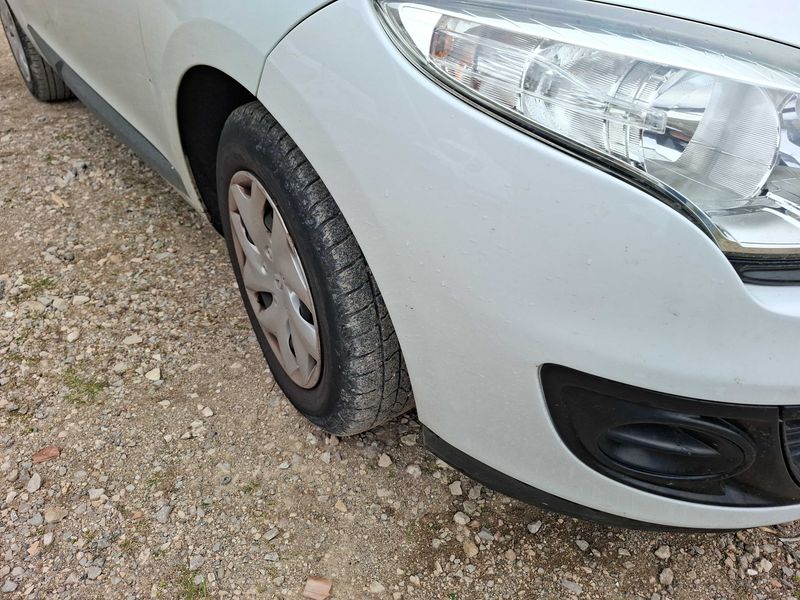 Renault Megane 1.5 dCi Authentique 2013 – снимка 97