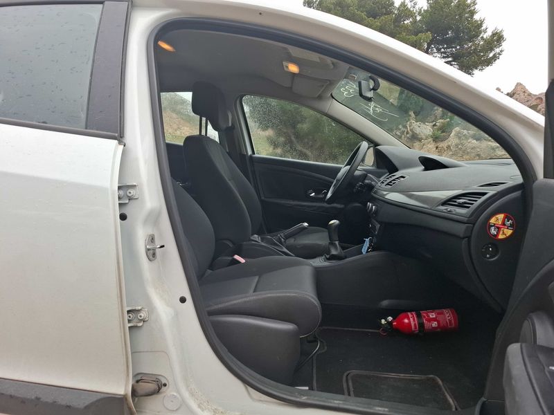 Renault Megane 1.5 dCi Authentique 2013 – снимка 10