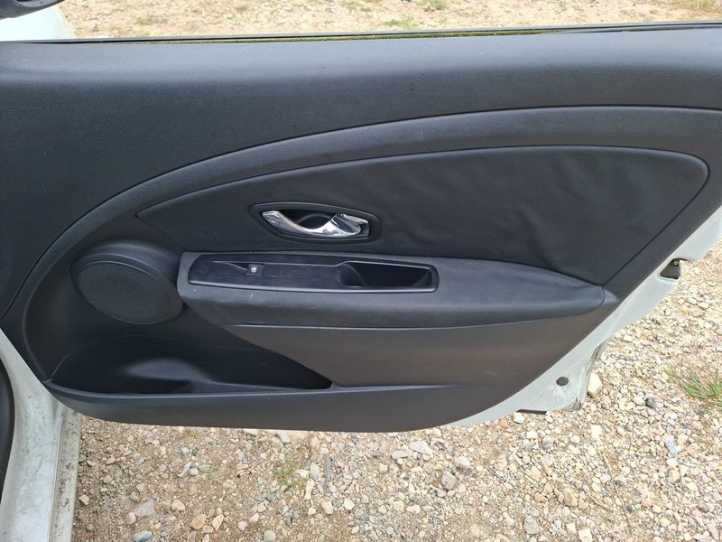 Renault Megane 1.5 dCi Authentique 2013 – снимка 68